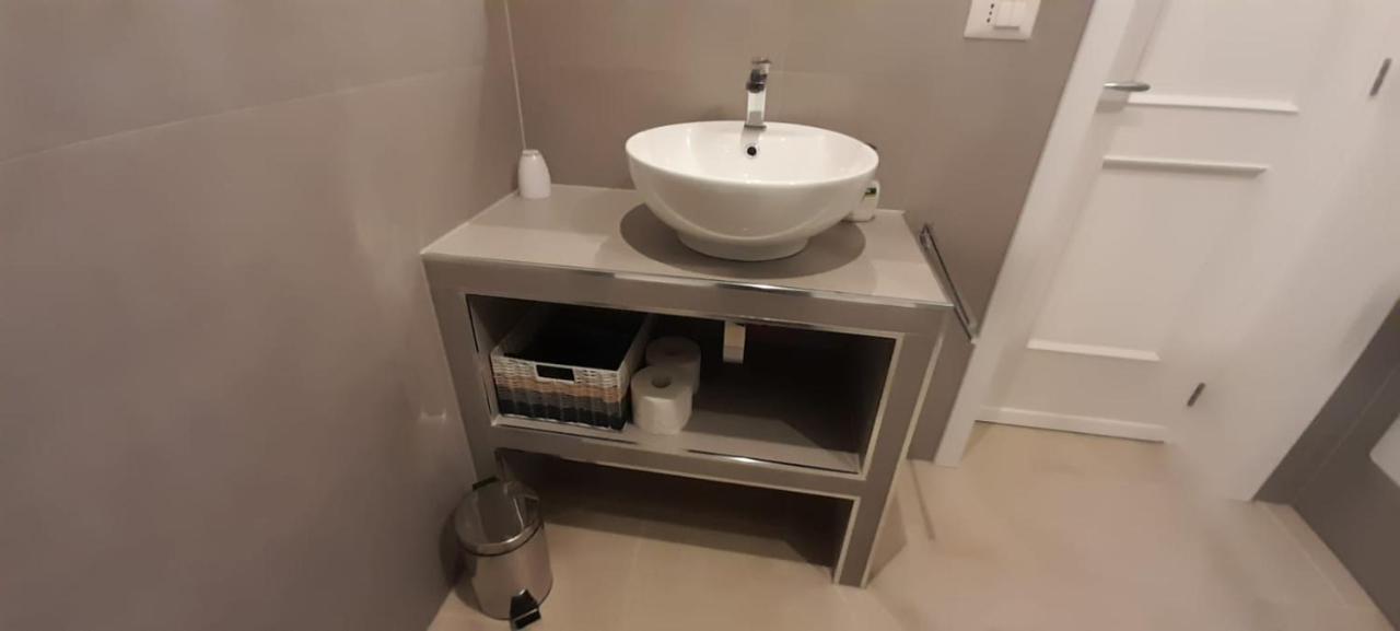 Casa Vacanze Laura S/C Lecce Ngoại thất bức ảnh