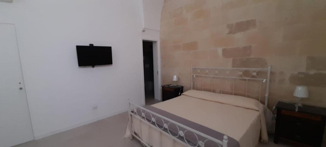 Casa Vacanze Laura S/C Lecce Ngoại thất bức ảnh